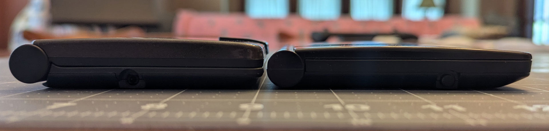 The CSF-7950 and CSF-4950W, from the side. Side by side for scale comparison